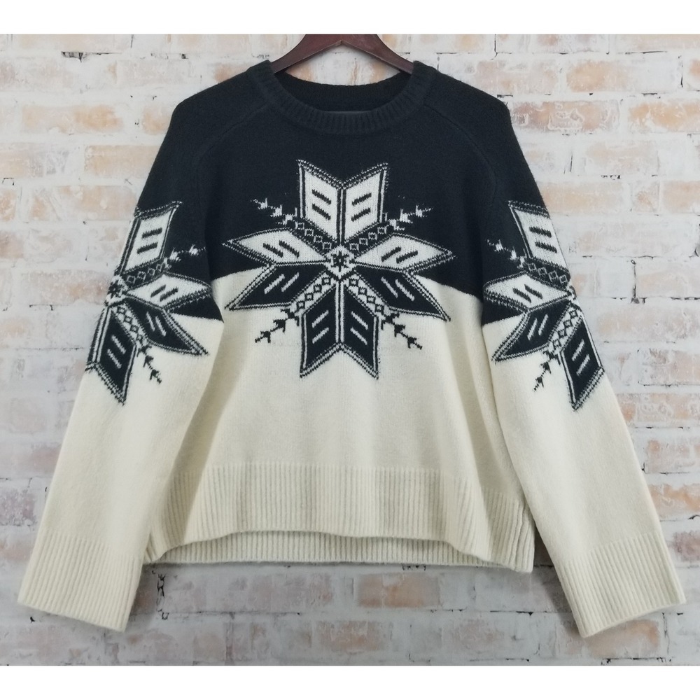 Abercrombie & Fitch Snowflake Intarsia Crewneck Sweater Nordic Super Soft Medium